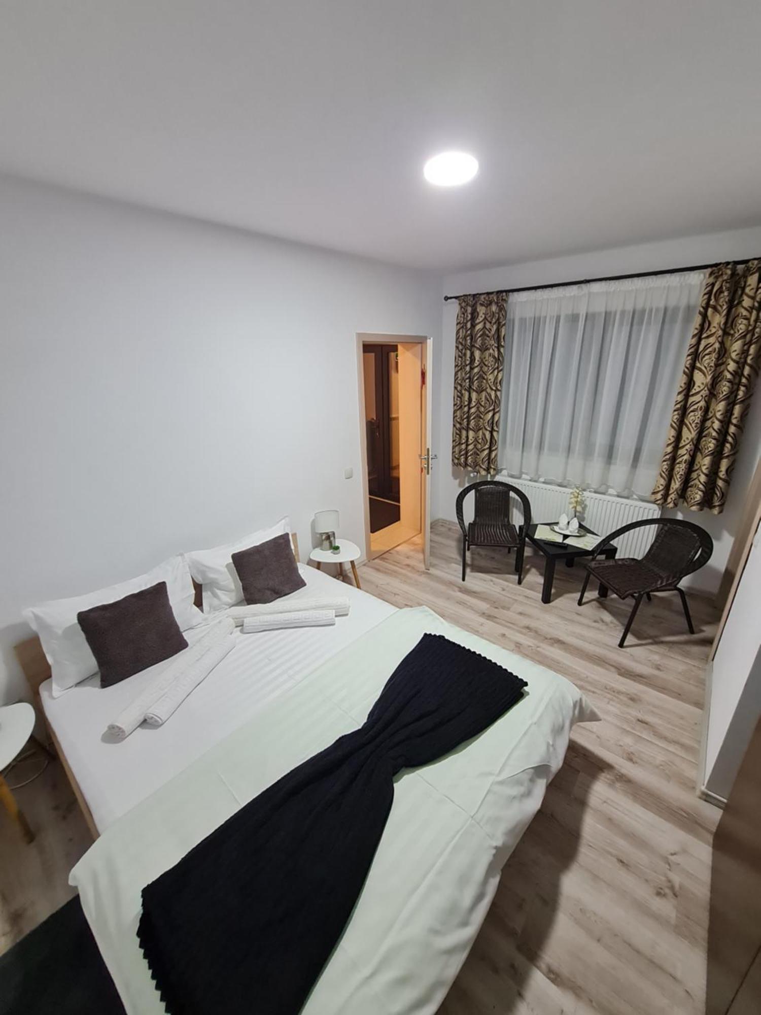 Vila Emma Rîşnov الغرفة الصورة