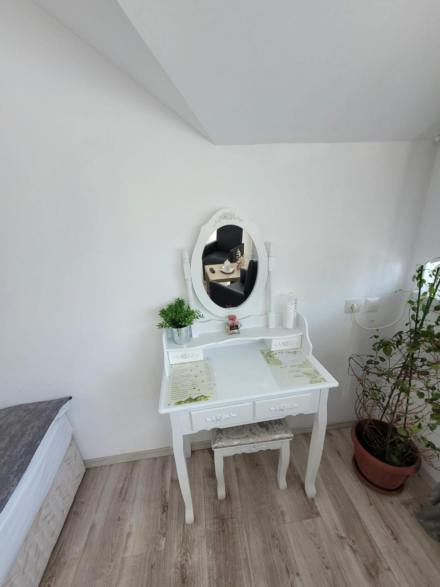 Vila Emma Rîşnov الغرفة الصورة